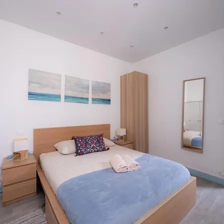 Blue House - Parking - Maison Centre - Proche Gare *