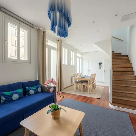 Blue House - Parking - Maison Centre - Proche Gare Reims