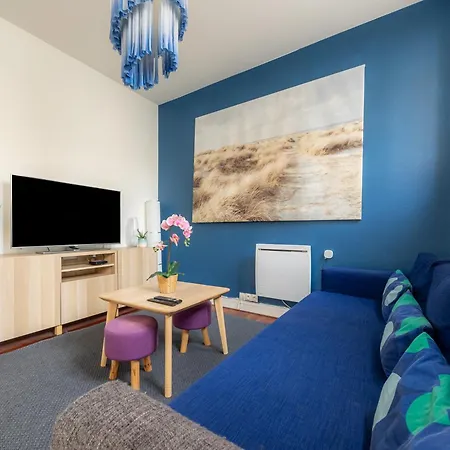 Blue House - Parking - Maison Centre - Proche Gare Apartment