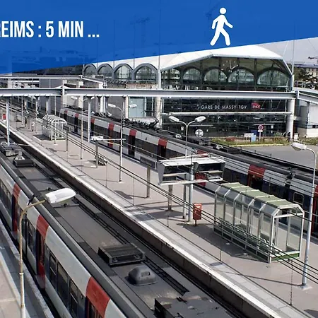 Blue House - Parking - Maison Centre - Proche Gare *