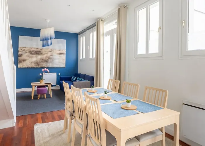 Blue House - Parking - Maison Centre - Proche Gare Apartment Reims