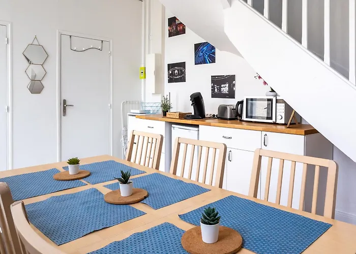 Appartement Blue House - Parking - Maison Centre - Proche Gare Reims