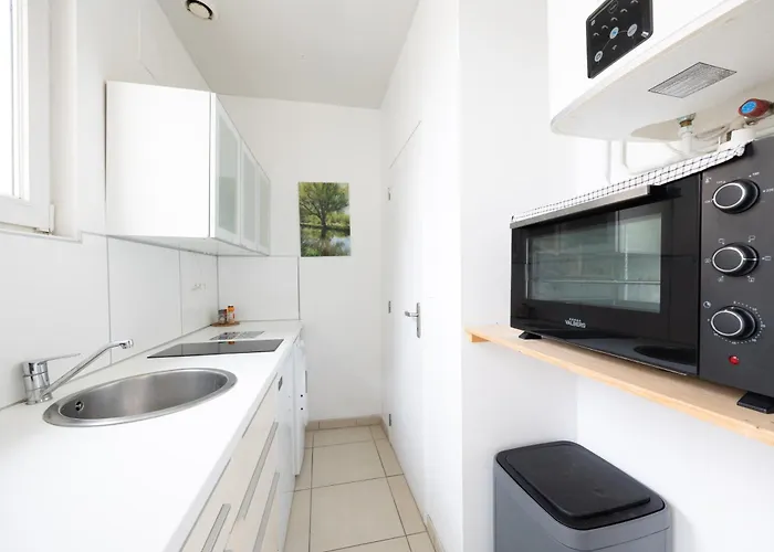 Apartment Blue House - Parking - Maison Centre - Proche Gare *