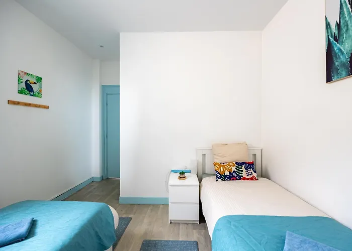 Appartement Blue House - Parking - Maison Centre - Proche Gare Reims