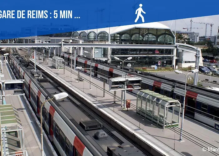 Blue House - Parking - Maison Centre - Proche Gare *